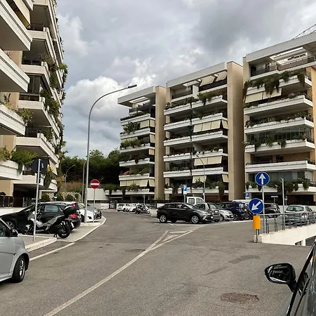 Golden Star Near Vatican, Aurelia Apartment *